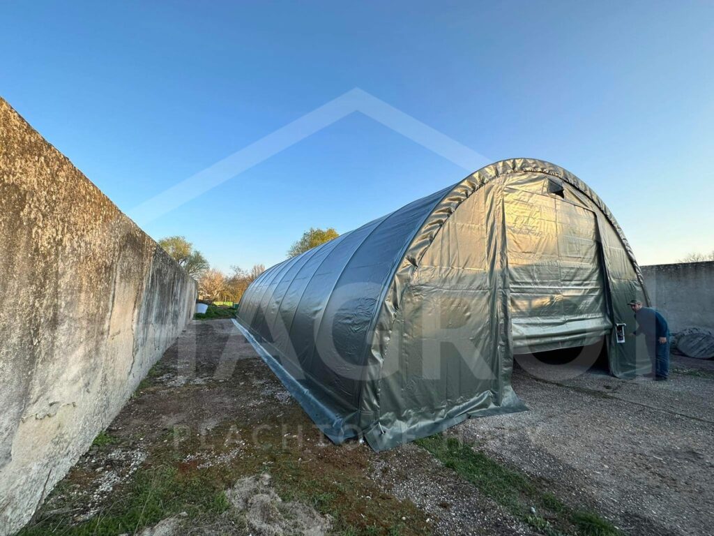 Realizácia oblúkovej plachtovej haly Hagro širokej 9 m