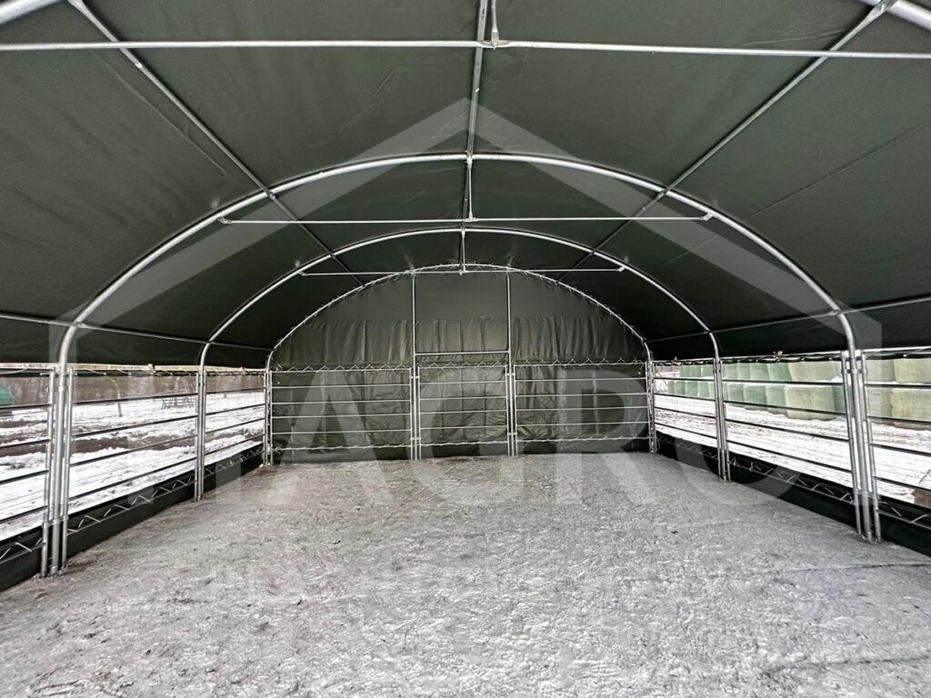 Realizácia prístrešku pre zvieratá a seno Hagro