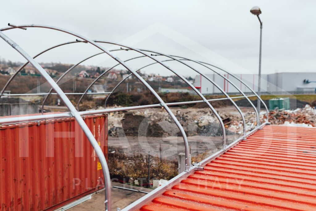 Realizácia prístrešku pre lodné kontajnery Hagro