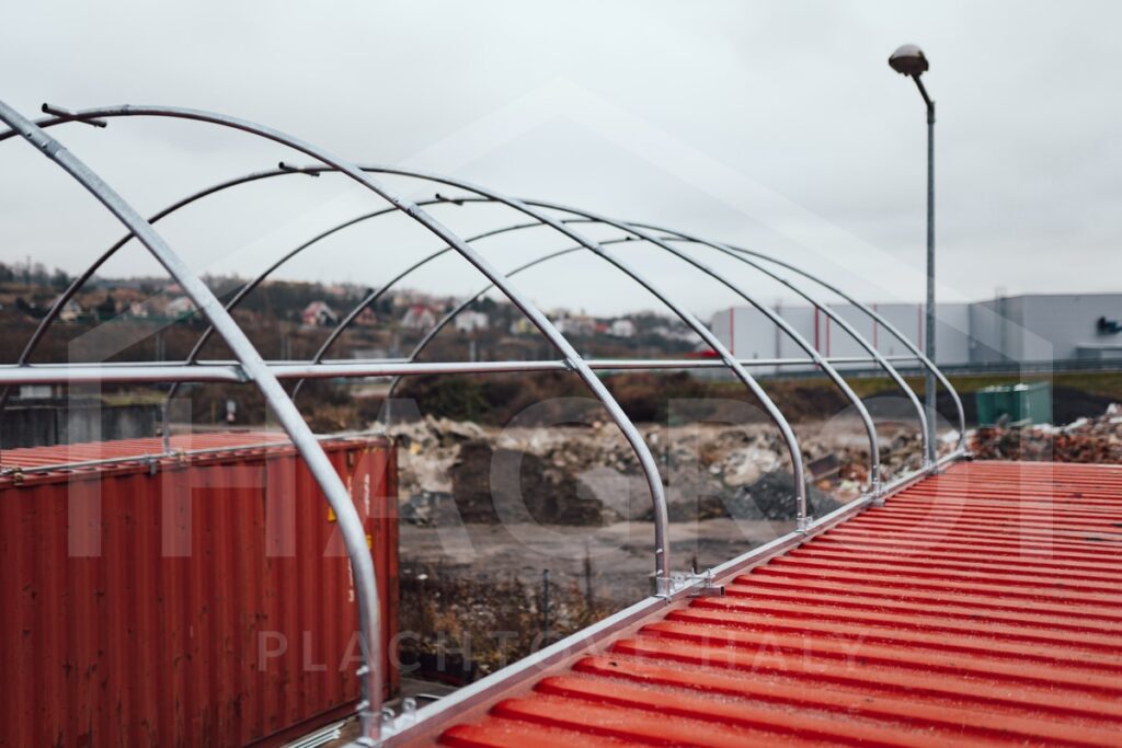 Realizácia prístrešku pre lodné kontajnery Hagro